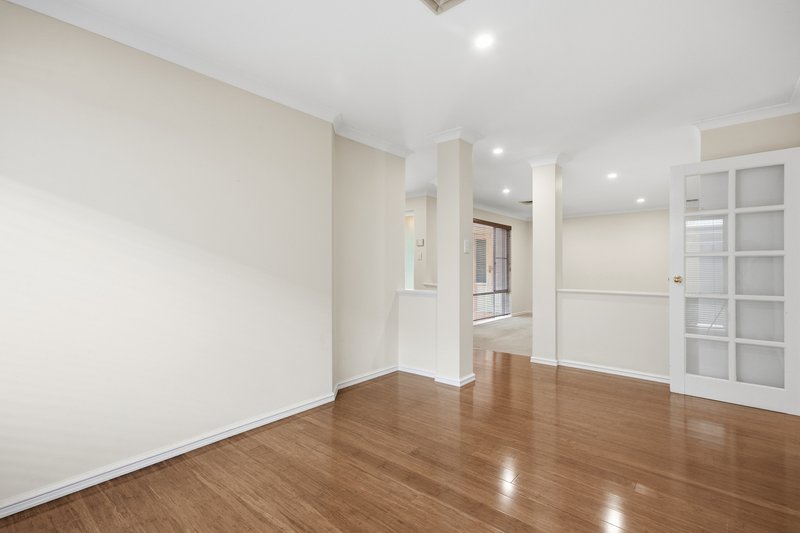 Photo - 9 Slater Court, Kardinya WA 6163 - Image 6