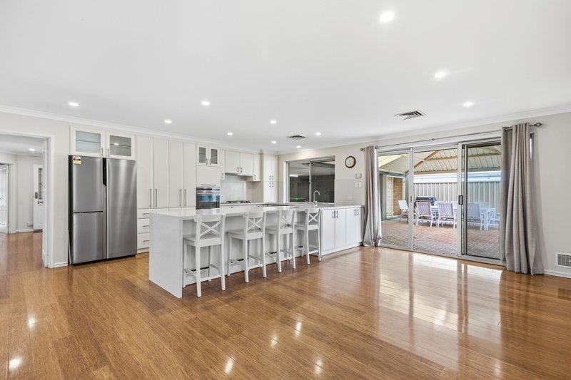 Photo - 9 Slater Court, Kardinya WA 6163 - Image 7