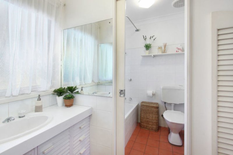 Photo - 9 Sloop Street, Seven Hills NSW 2147 - Image 5