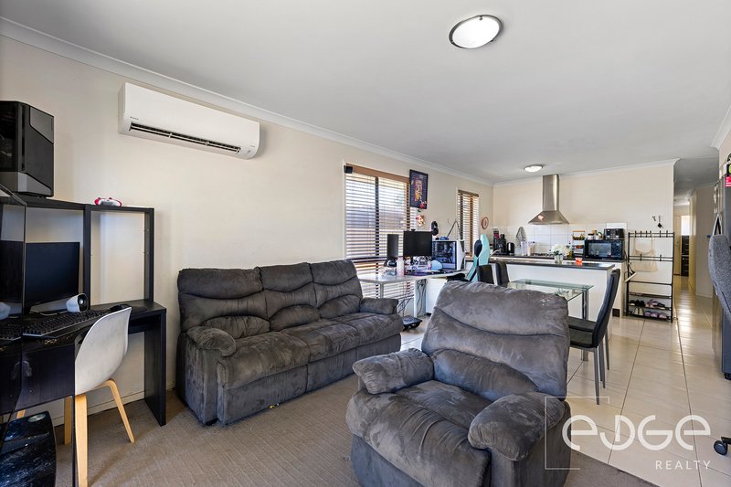 Photo - 9 Small Crescent, Smithfield Plains SA 5114 - Image 3