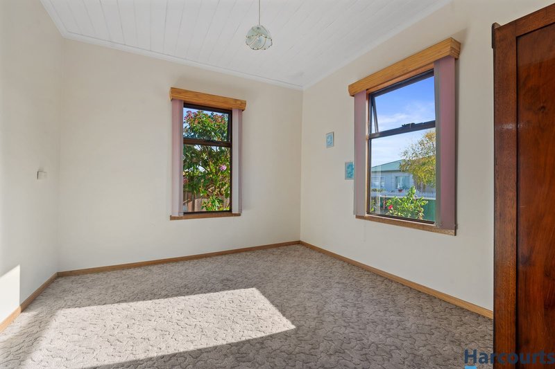 Photo - 9 Smith Street, Devonport TAS 7310 - Image 5