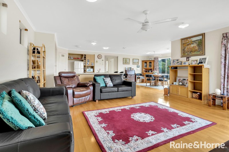 Photo - 9 Somerville Lane, Riddells Creek VIC 3431 - Image 8