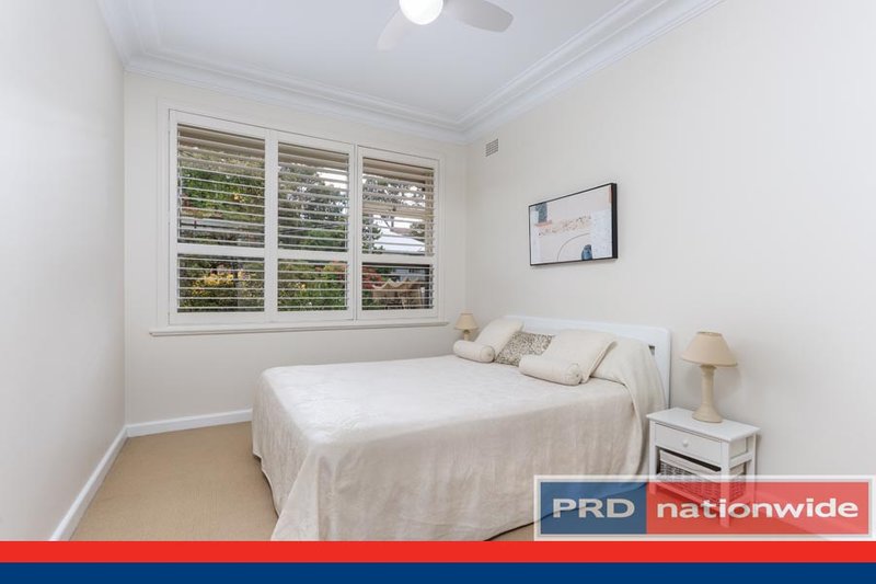 Photo - 9 Spalding Crescent, Hurstville Grove NSW 2220 - Image 6