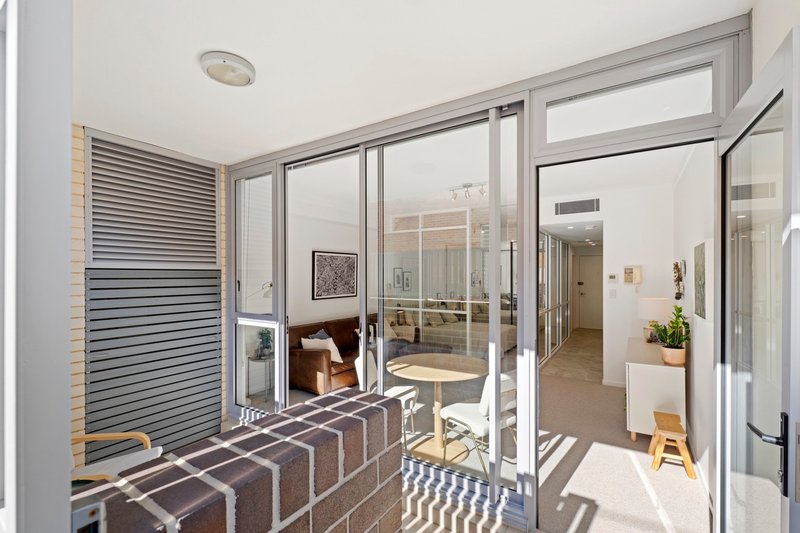 Photo - 9 Sparkes Lane, Camperdown NSW 2050 - Image 6