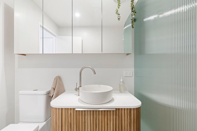 Photo - 9 Sparkes Lane, Camperdown NSW 2050 - Image 10