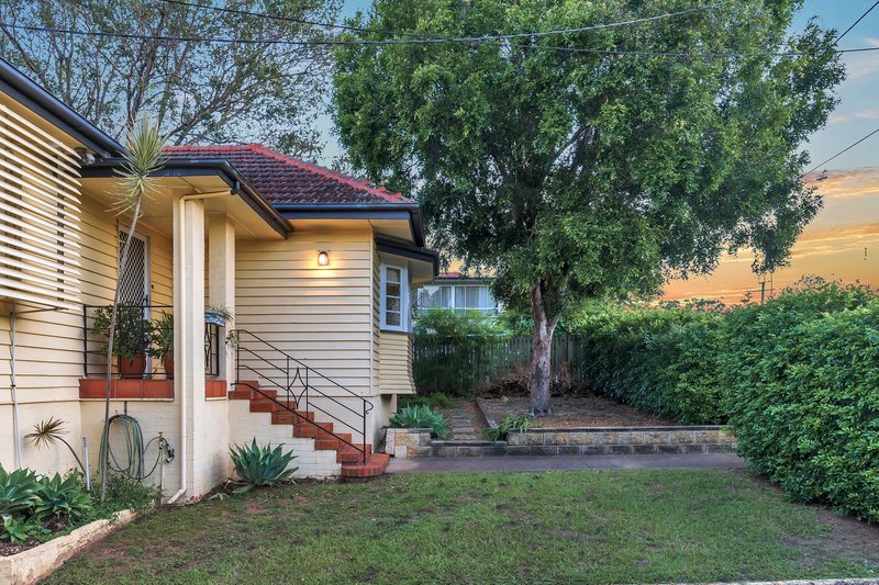 Photo - 9 Spence Road, Wavell Heights QLD 4012 - Image 16