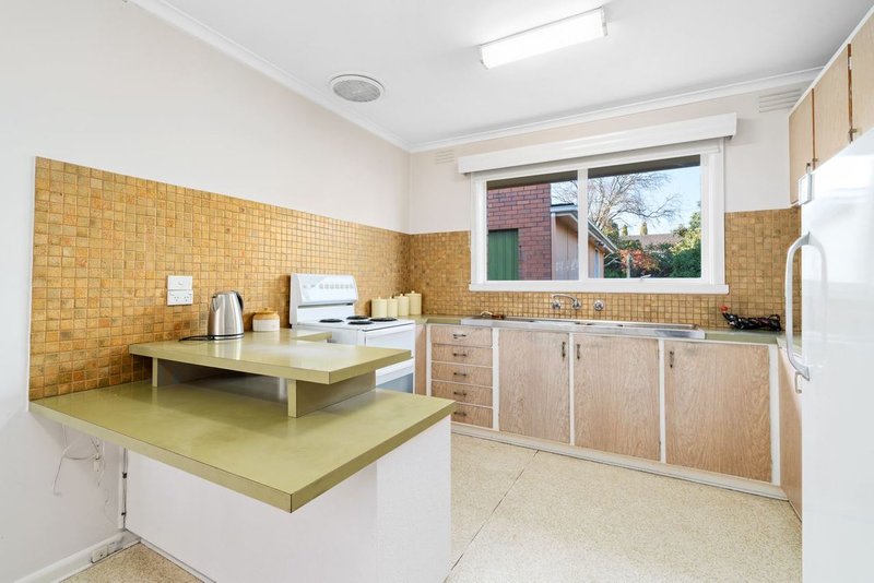 Photo - 9 Spence Street, Burwood VIC 3125 - Image 6