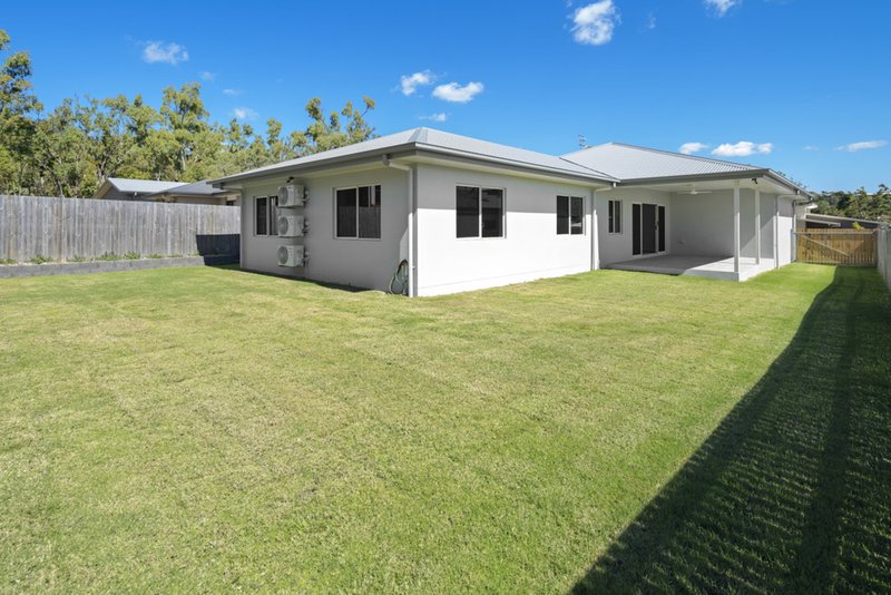 Photo - 9 Springfield Circuit, Cannonvale QLD 4802 - Image 17