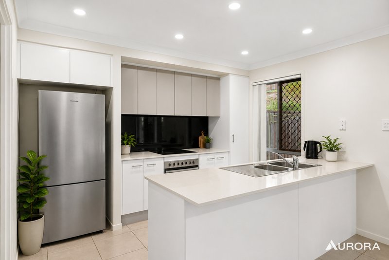 Photo - 9 Springfield College Drive, Springfield QLD 4300 - Image 8