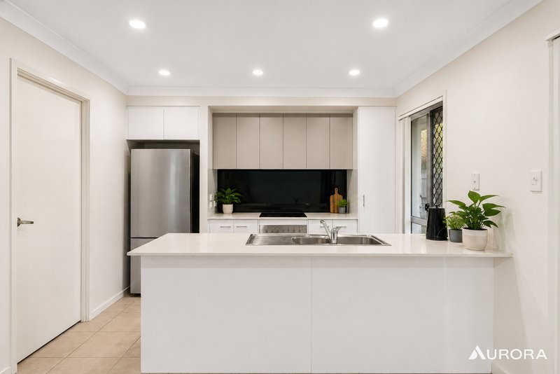 Photo - 9 Springfield College Drive, Springfield QLD 4300 - Image 9