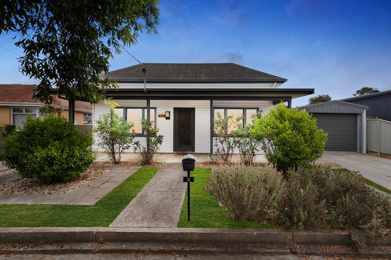 Photo - 9 Stanley Street, Ballarat North VIC 3350 - Image 1