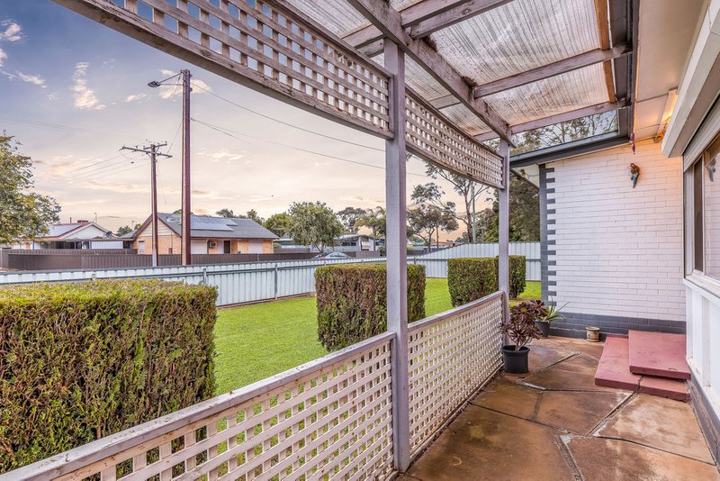 Photo - 9 Stapleton Street, Davoren Park SA 5113 - Image 3