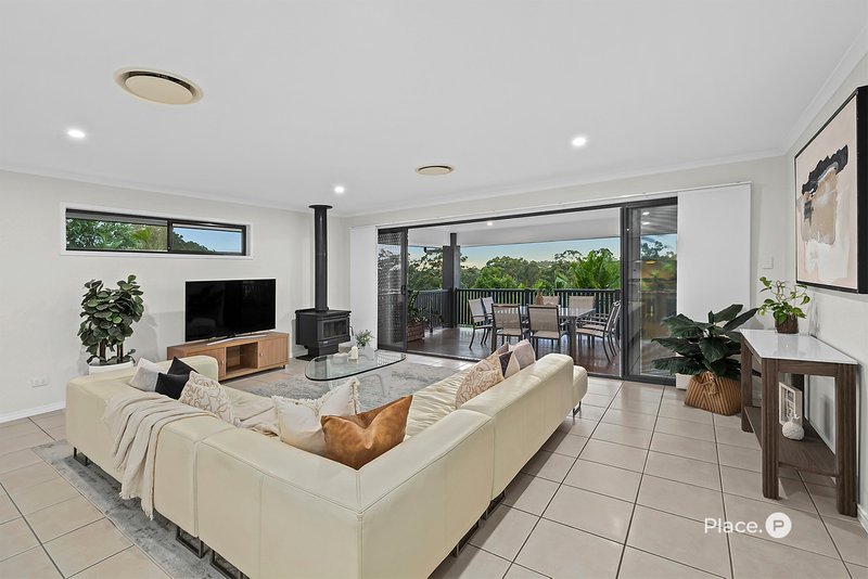 Photo - 9 Starina Court, Eatons Hill QLD 4037 - Image 5
