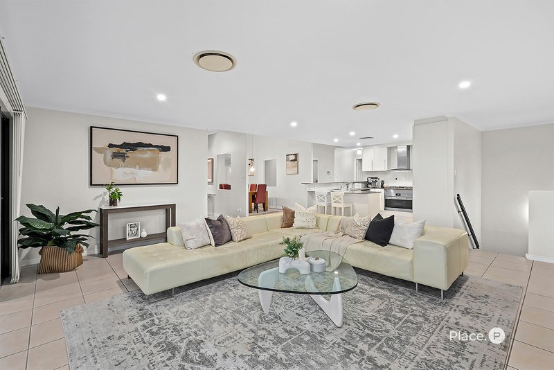 Photo - 9 Starina Court, Eatons Hill QLD 4037 - Image 6