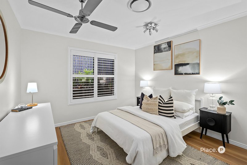 Photo - 9 Starina Court, Eatons Hill QLD 4037 - Image 13