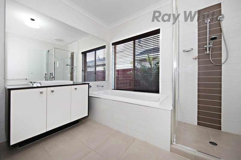 Photo - 9 Staten Way, Point Cook VIC 3030 - Image 13