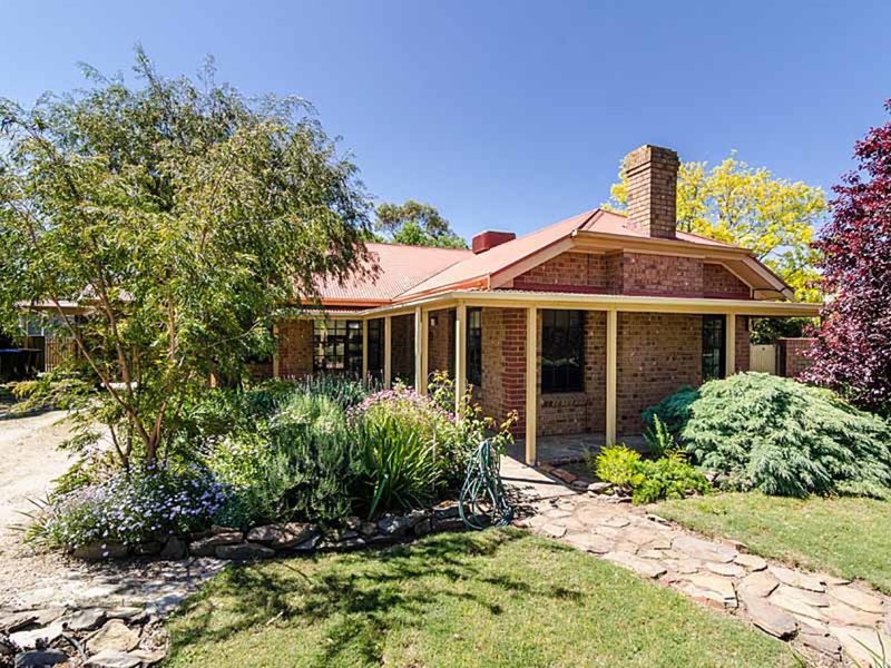 9 Stephens Avenue, Strathalbyn SA 5255