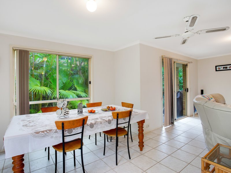 Photo - 9 Stepney Close, Robina QLD 4226 - Image 4