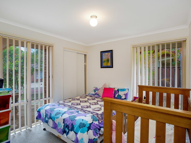 Photo - 9 Stepney Close, Robina QLD 4226 - Image 6