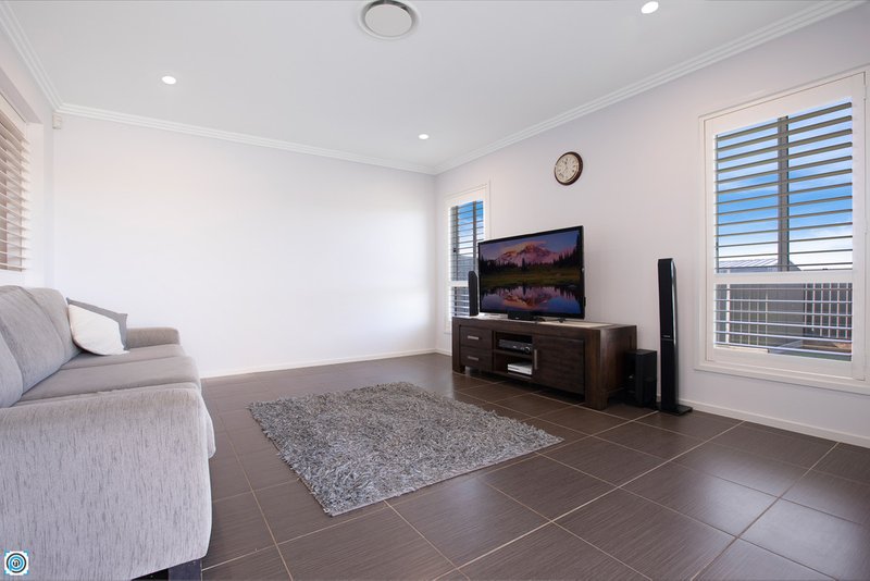 Photo - 9 Stockyard Crescent, Horsley NSW 2530 - Image 2