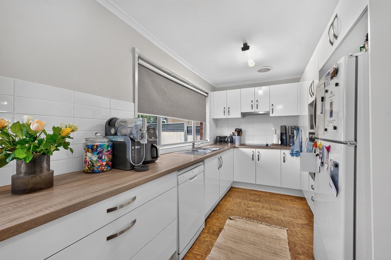 Photo - 9 Stonehaven Drive, Metford NSW 2323 - Image 4