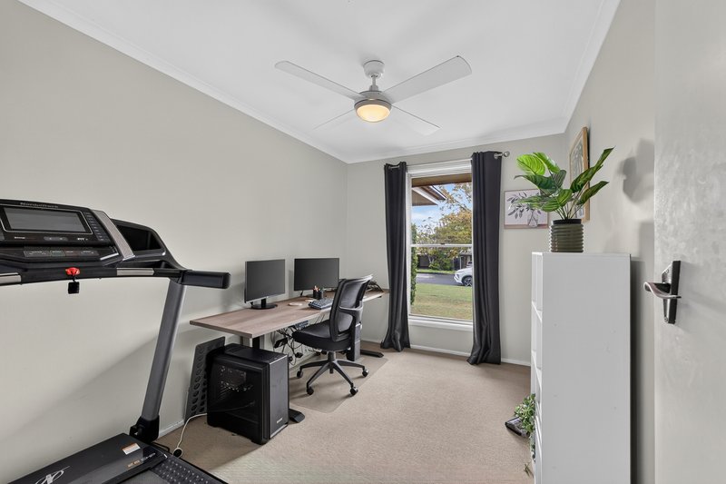 Photo - 9 Stonehaven Drive, Metford NSW 2323 - Image 11