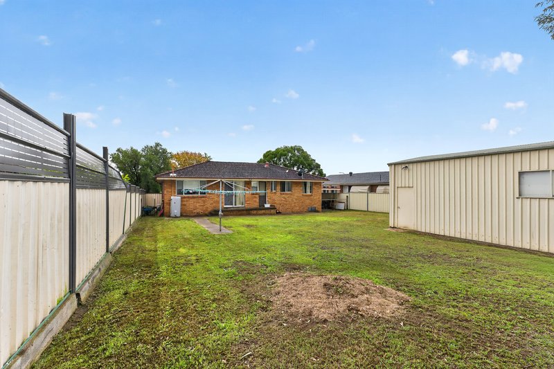 Photo - 9 Stonehaven Drive, Metford NSW 2323 - Image 12