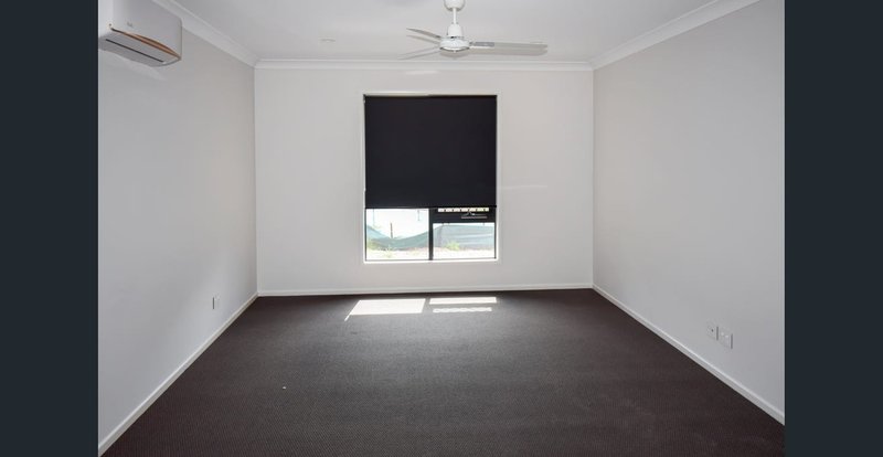 Photo - 9 Strathavon Street, Darra QLD 4076 - Image 4