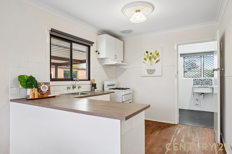 Photo - 9 Stretton Way, Kenwick WA 6107 - Image 6