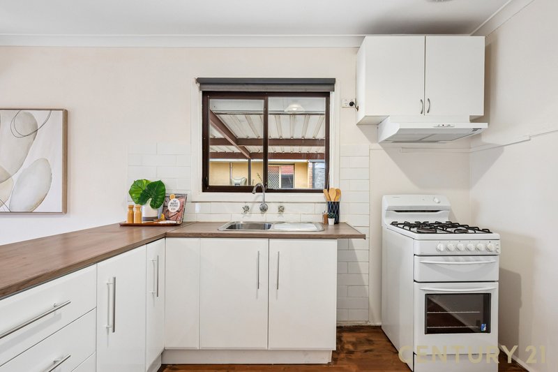 Photo - 9 Stretton Way, Kenwick WA 6107 - Image 7