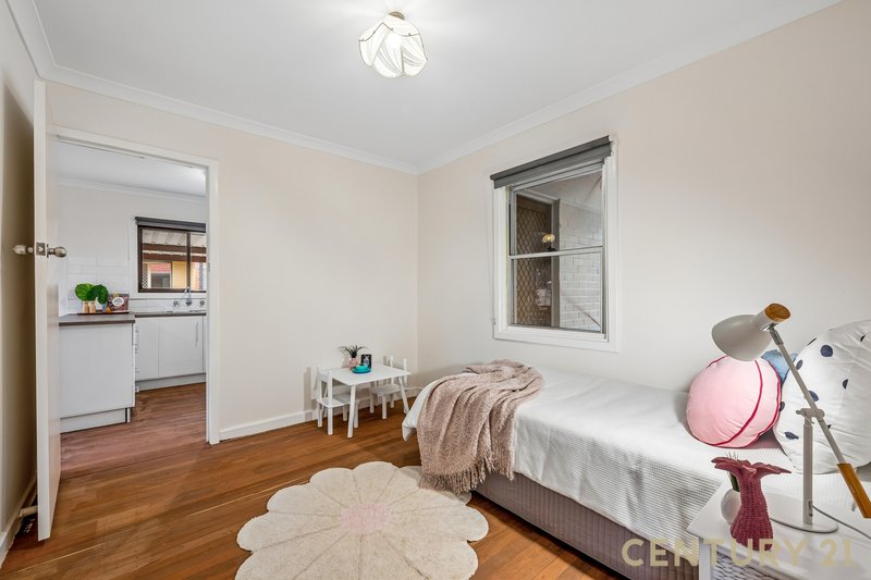 Photo - 9 Stretton Way, Kenwick WA 6107 - Image 14