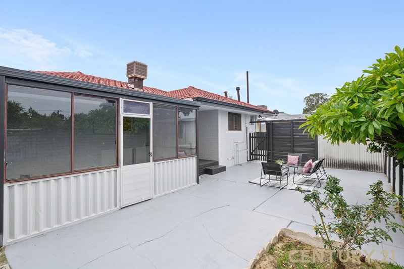 Photo - 9 Stretton Way, Kenwick WA 6107 - Image 18