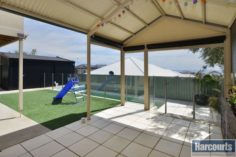 Photo - 9 Stuart Court, Hallett Cove SA 5158 - Image 14