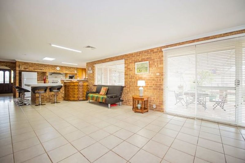 Photo - 9 Stubbs Close, East Bunbury WA 6230 - Image 8