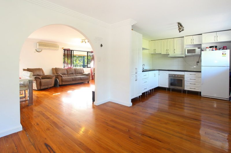 Photo - 9 Sturt Street, Molendinar QLD 4214 - Image 2