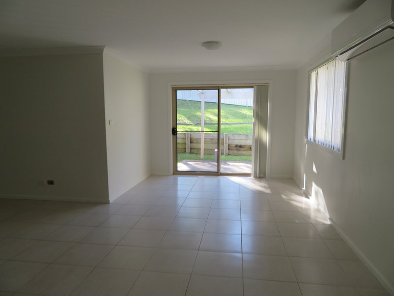 Photo - 9 Styles Close, Fletcher NSW 2287 - Image 4