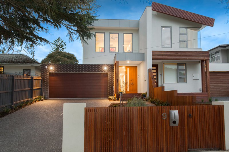 9 Summit Avenue, Hampton East VIC 3188