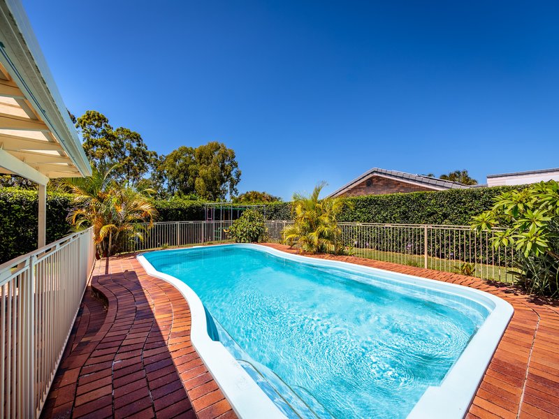 Photo - 9 Sunningdale Circuit, Robina QLD 4226 - Image 4