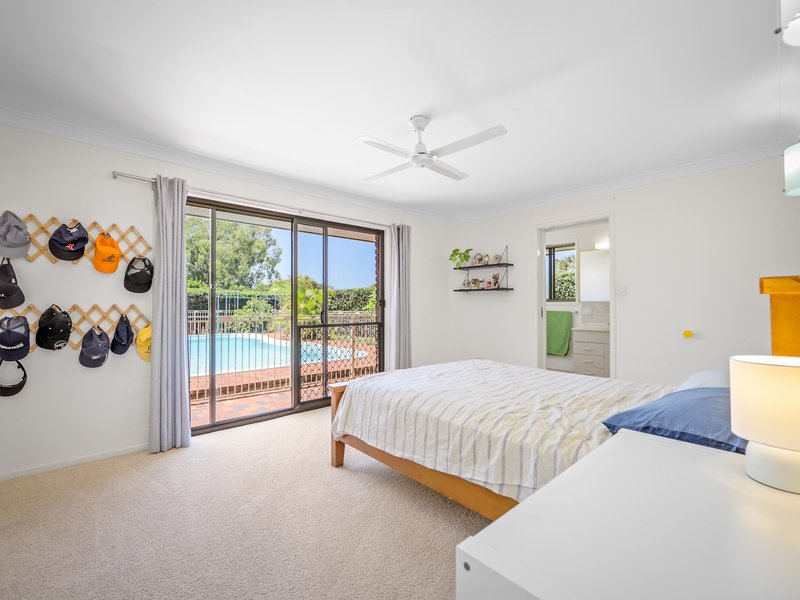 Photo - 9 Sunningdale Circuit, Robina QLD 4226 - Image 14