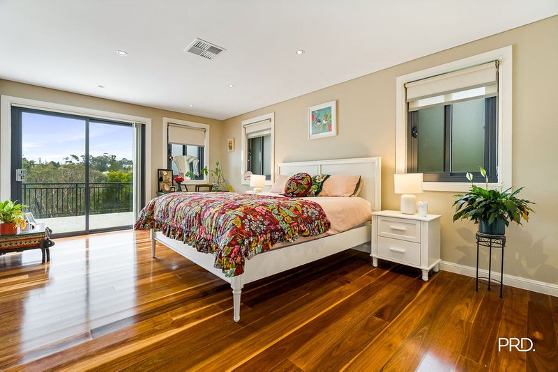 Photo - 9 Sunridge Avenue, Hazelbrook NSW 2779 - Image 7