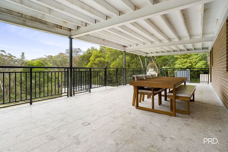 Photo - 9 Sunridge Avenue, Hazelbrook NSW 2779 - Image 11