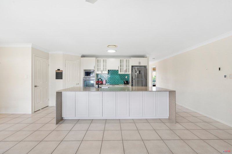 Photo - 9 Sunsail Place, Thornlands QLD 4164 - Image 5