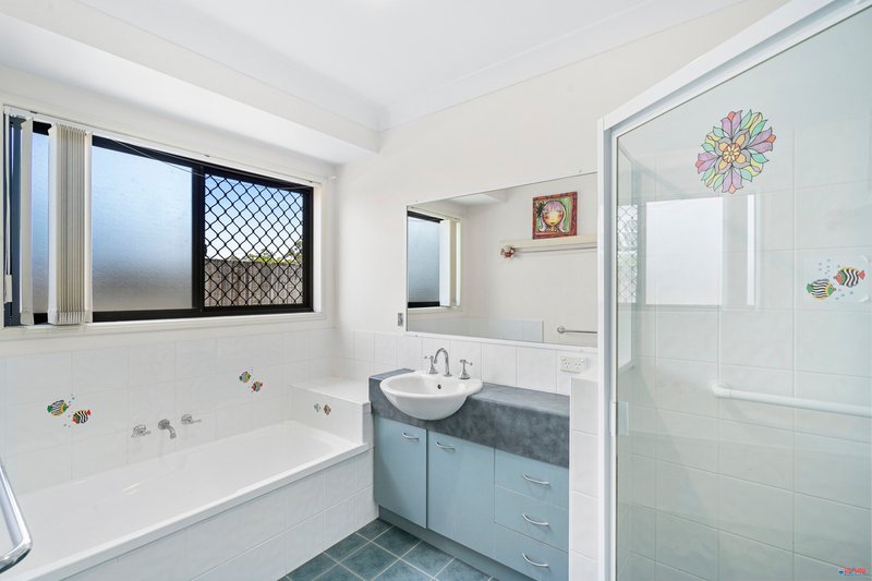 Photo - 9 Sunsail Place, Thornlands QLD 4164 - Image 13