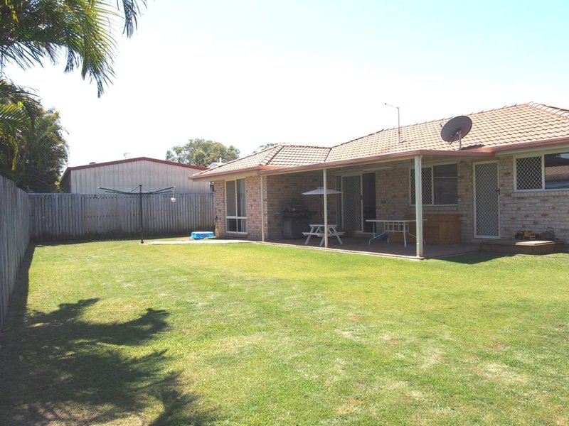 Photo - 9 Sunset Crescent, Torquay QLD 4655 - Image 19