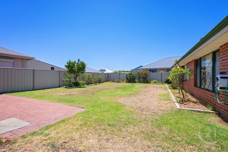 Photo - 9 Sunstone Brace , Australind WA 6233 - Image 16