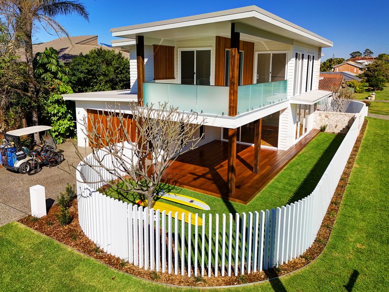 9 Surfriders Promenade, Forster NSW 2428