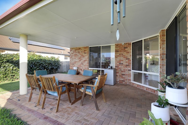 Photo - 9 Surrey Court, Kawungan QLD 4655 - Image 14