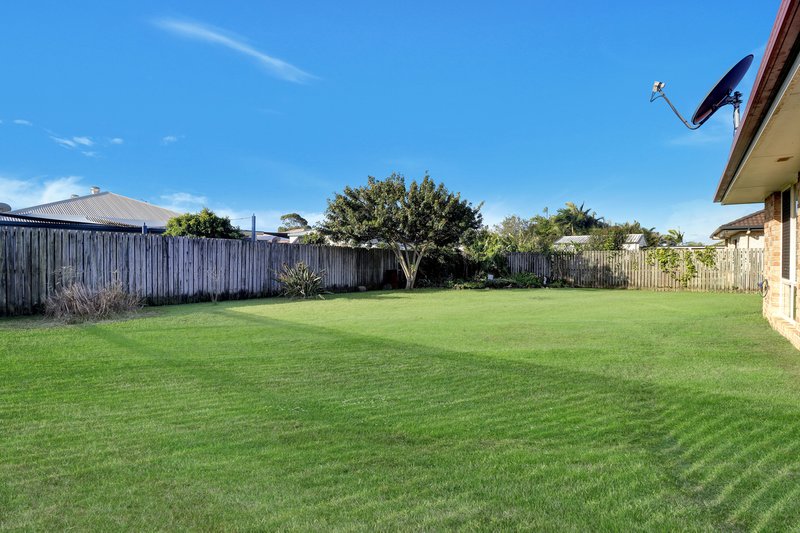 Photo - 9 Surrey Court, Kawungan QLD 4655 - Image 15