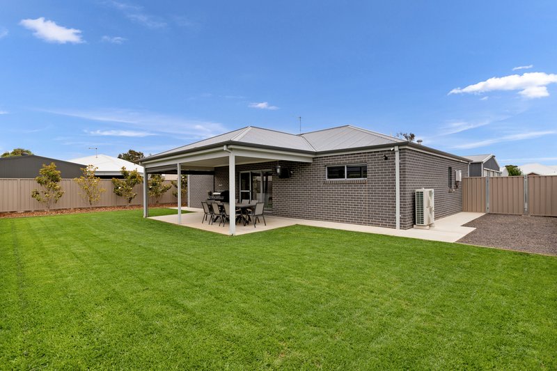 Photo - 9 Sutterby Place, Red Cliffs VIC 3496 - Image 18