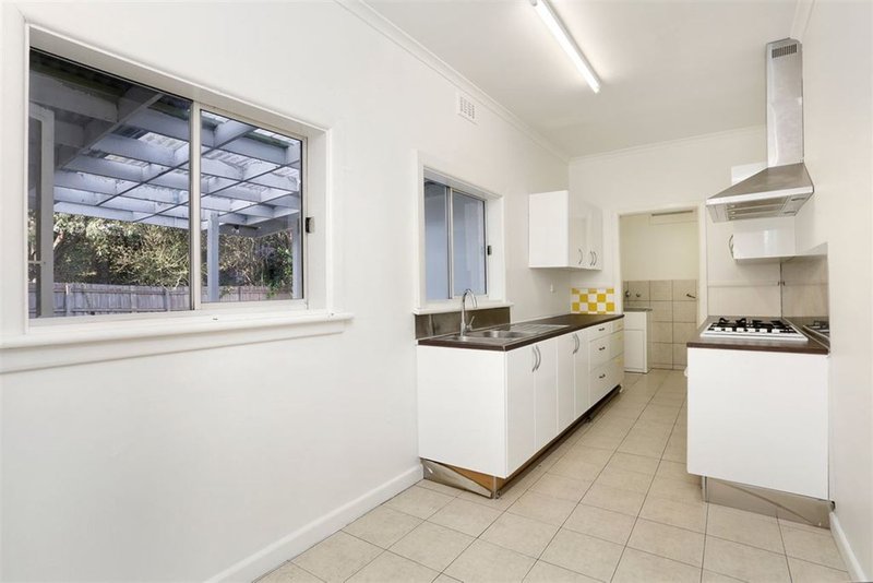 Photo - 9 Sweetland Road, Box Hill VIC 3128 - Image 11